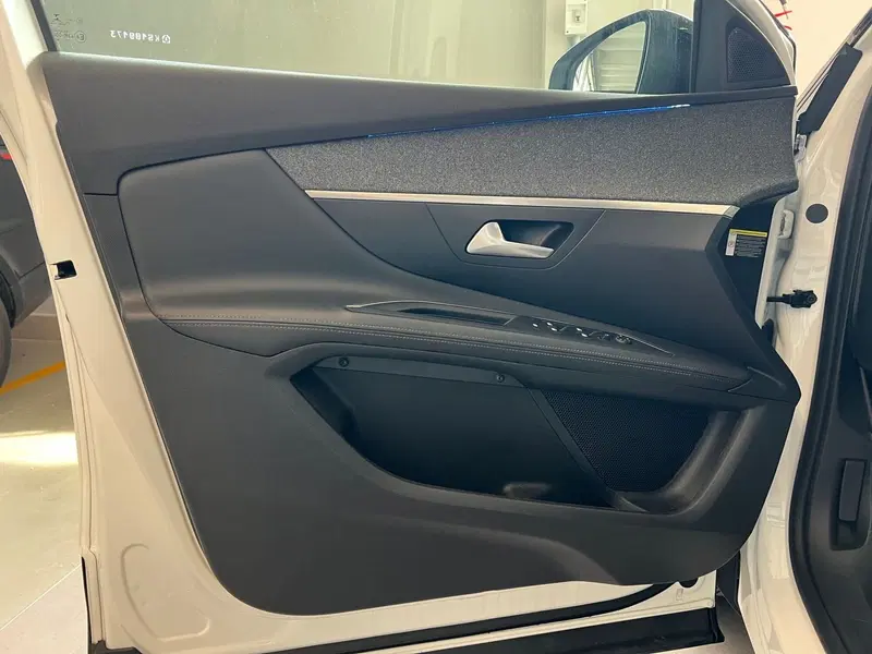 Peugeot 3008 usata a Bari (12)