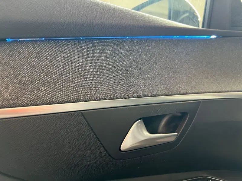 Peugeot 3008 usata a Bari (14)