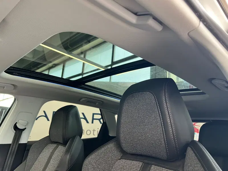 Peugeot 3008 usata a Bari (16)