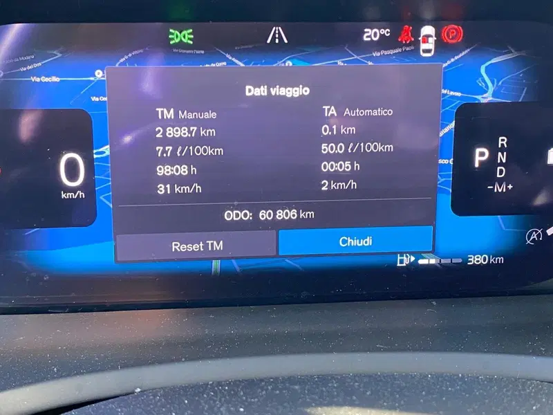 Volvo XC90 usata a Como (12)