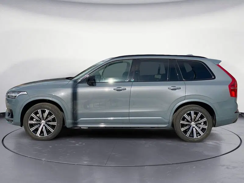 Volvo XC90 usata a Como (4)