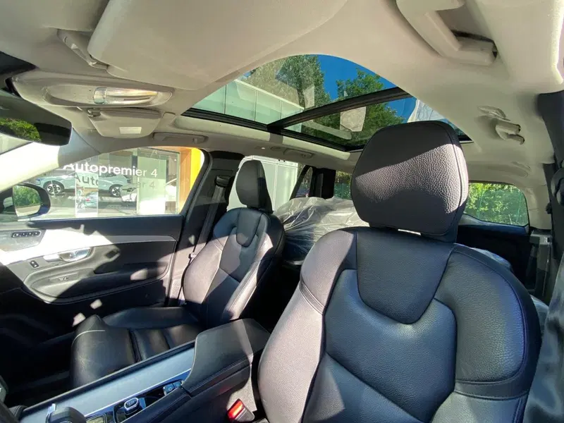 Volvo XC90 usata a Como (8)