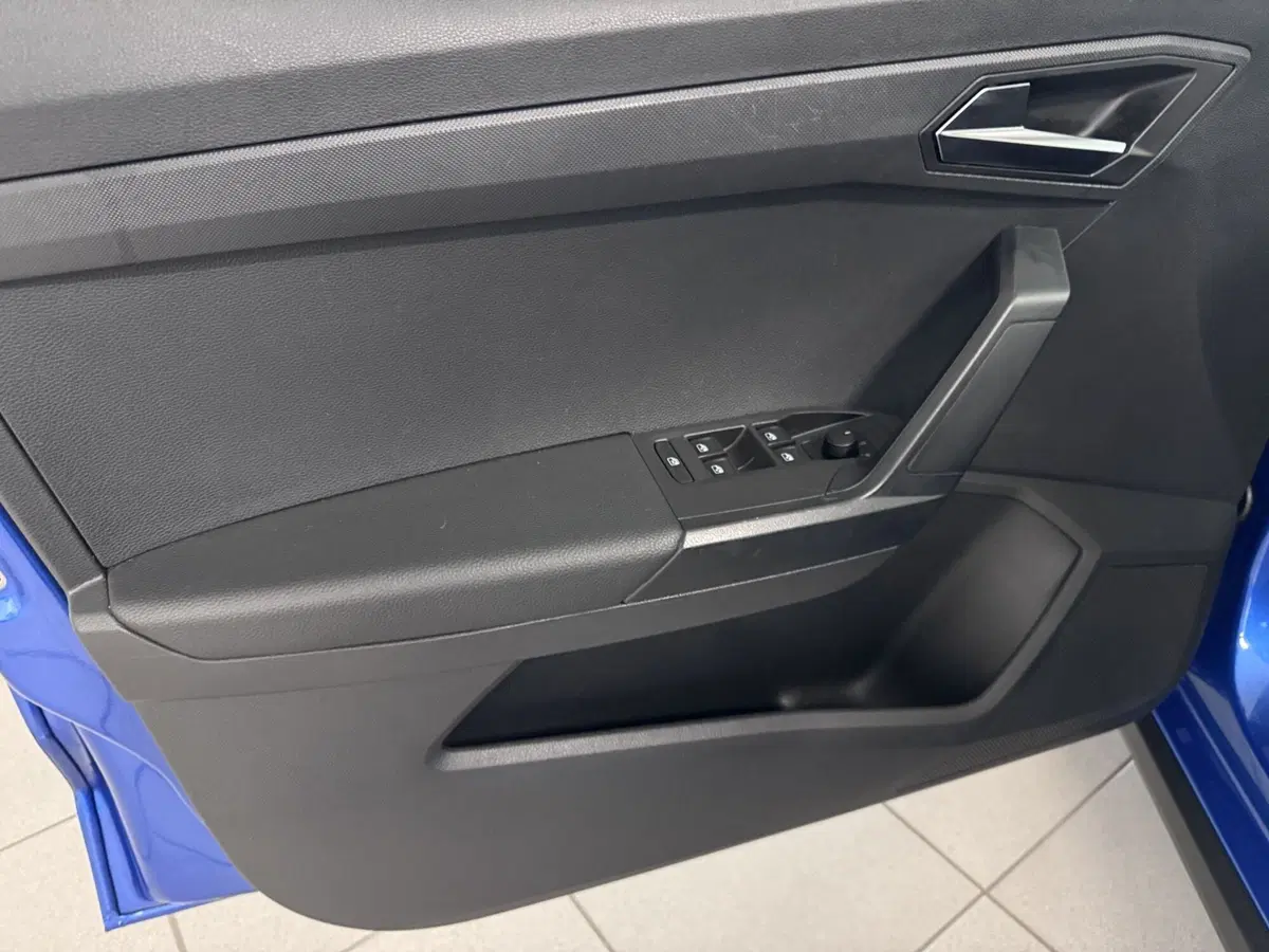 SEAT Arona usata a Messina (6)