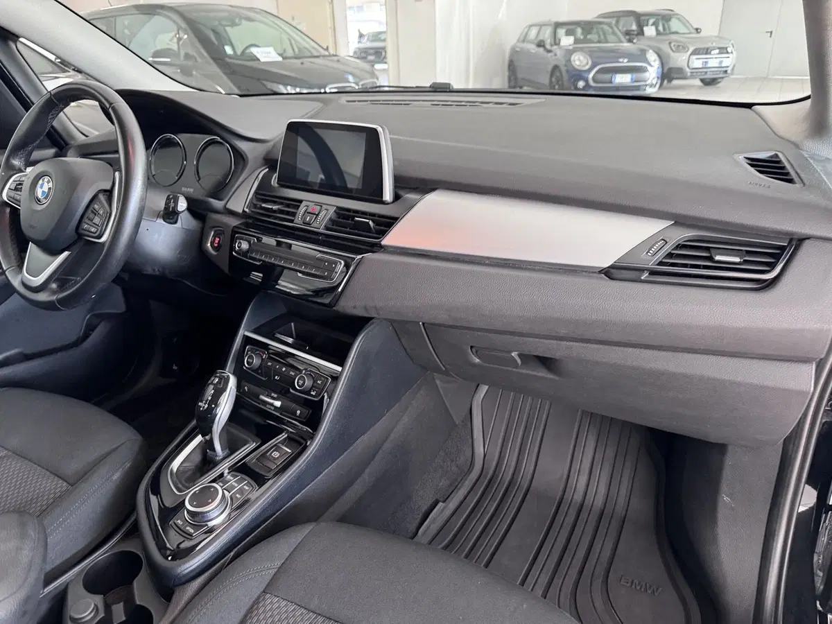 BMW Serie 2 Active Tourer usata a Messina (9)