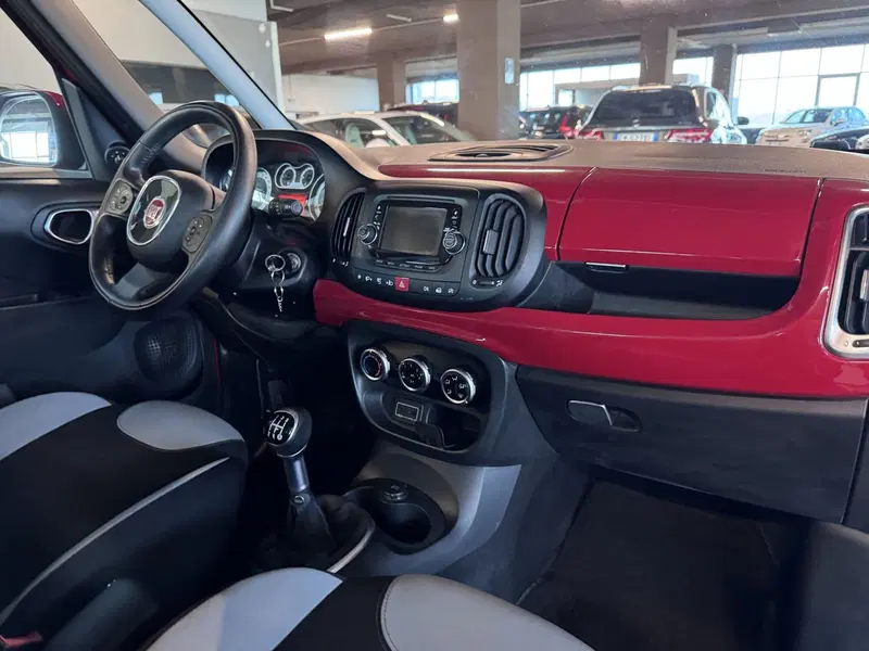 Fiat 500L usata a Messina (9)