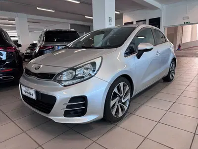 Kia Rio 1.2 CVVT 5p. Cool del 2016 usata a Messina