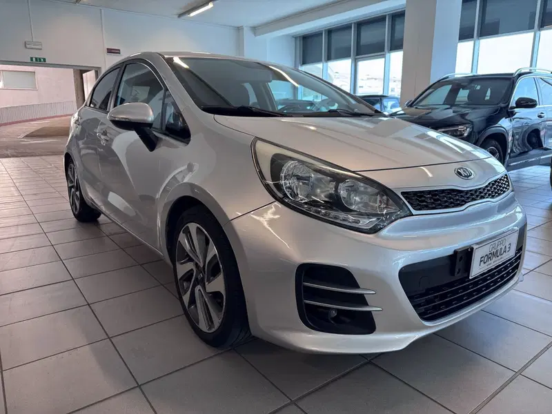 Kia Rio usata a Messina (2)