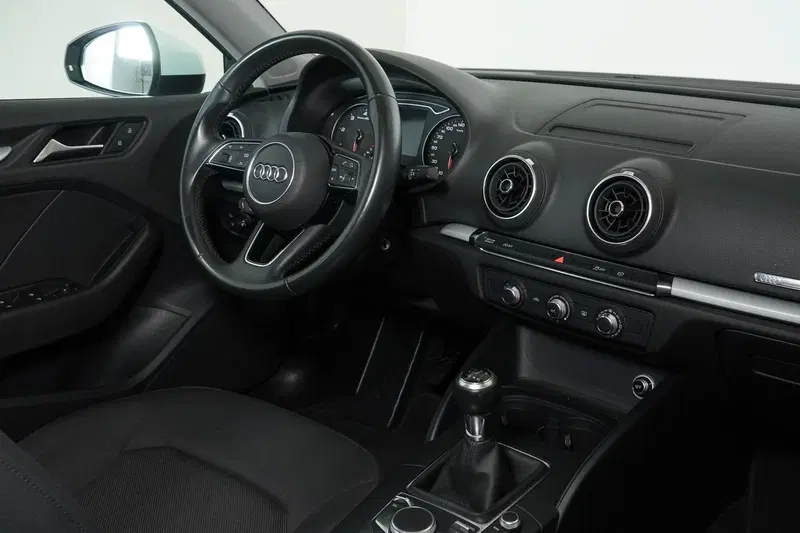 Audi A3 usata a Perugia (13)