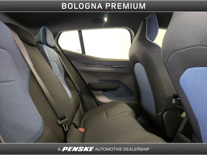 Volvo EX30 usata a Bologna (5)