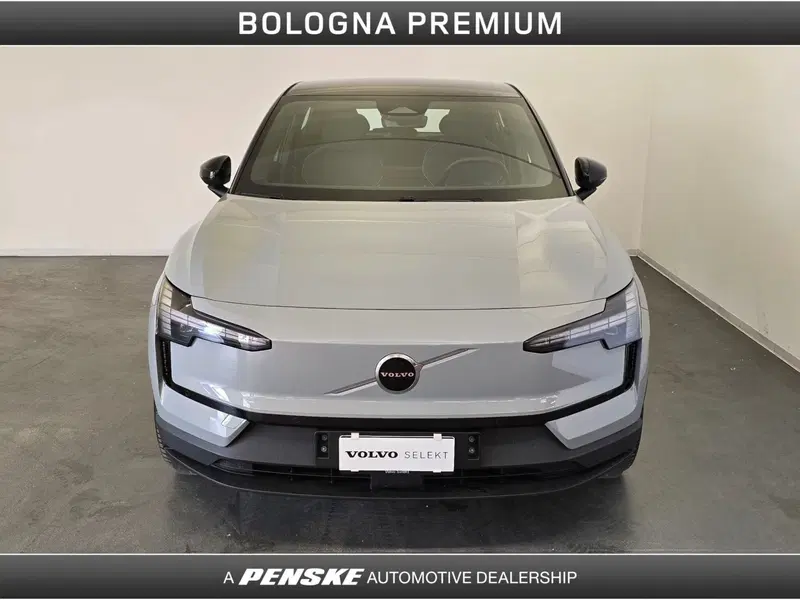 Volvo EX30 usata a Bologna (8)