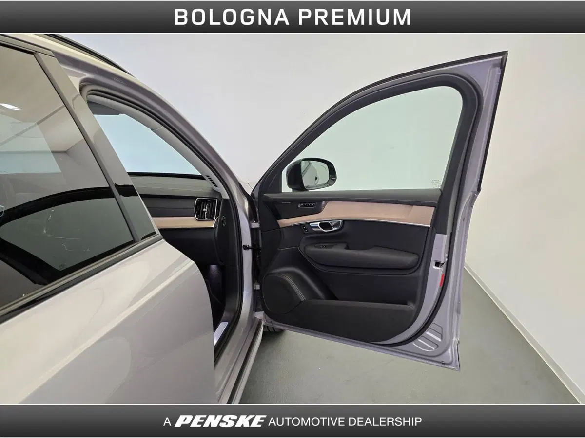 Volvo XC90 usata a Bologna (16)