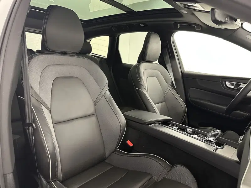 Volvo XC60 usata a Bergamo (12)