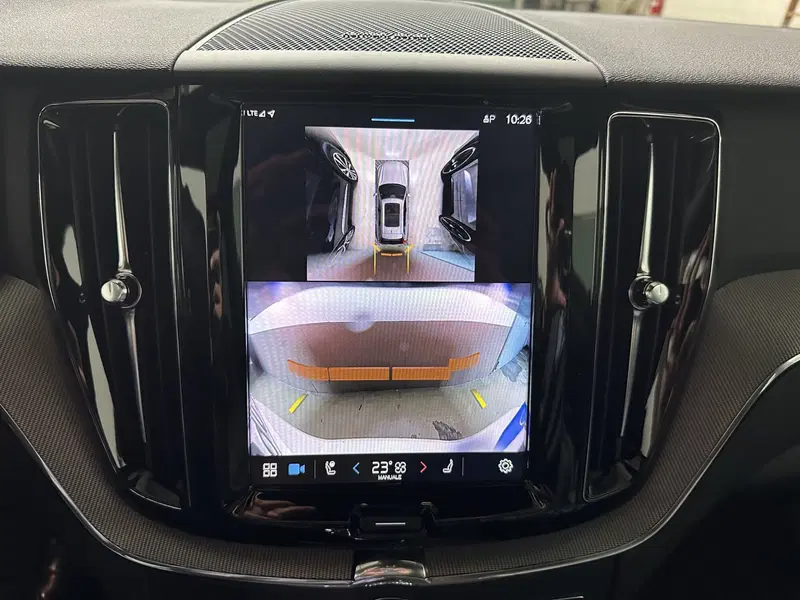 Volvo XC60 usata a Bergamo (15)