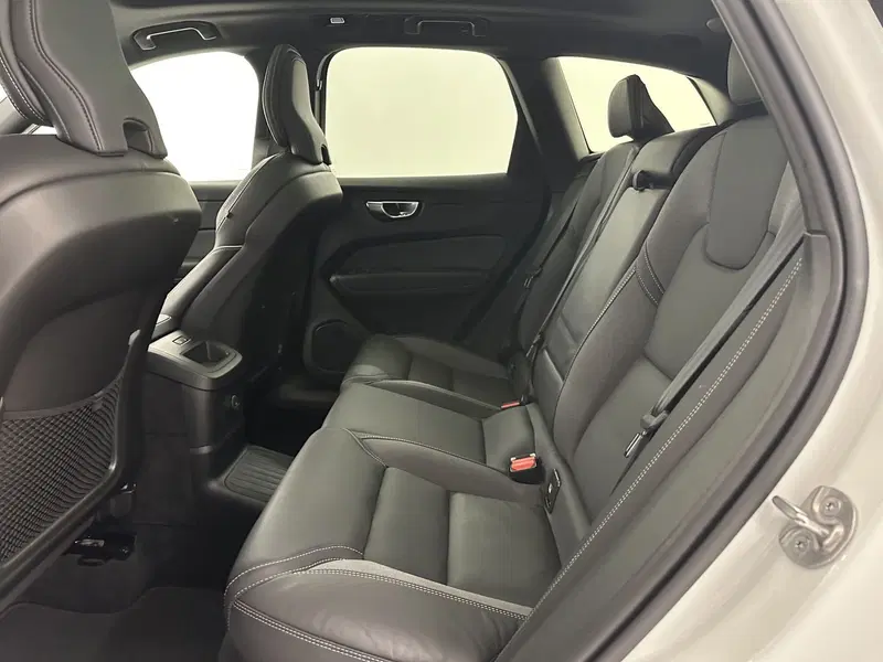 Volvo XC60 usata a Bergamo (5)