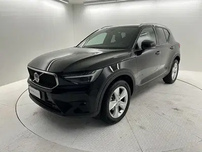 Volvo XC40 B3 automatico Core del 2025 usata a Bergamo