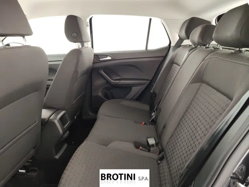 Volkswagen T-Cross usata a Massa-Carrara (10)