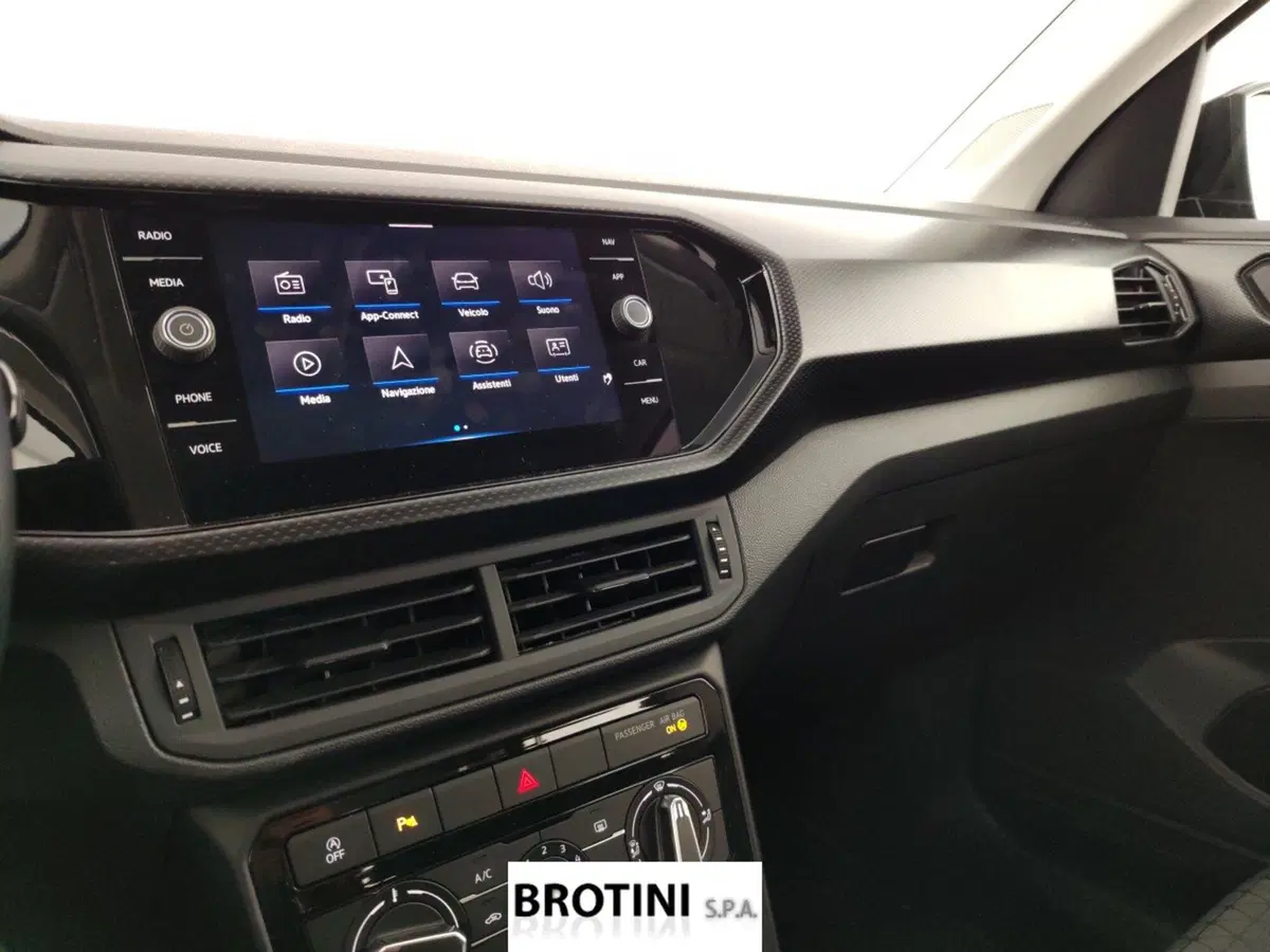 Volkswagen T-Cross usata a Massa-Carrara (12)