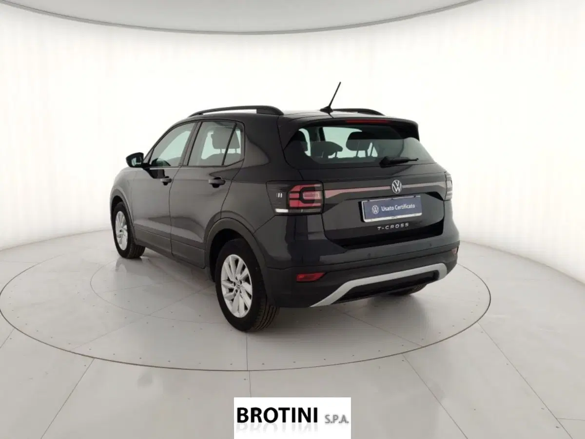 Volkswagen T-Cross usata a Massa-Carrara (2)