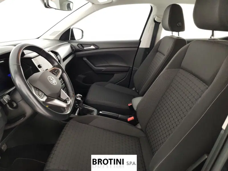 Volkswagen T-Cross usata a Massa-Carrara (7)