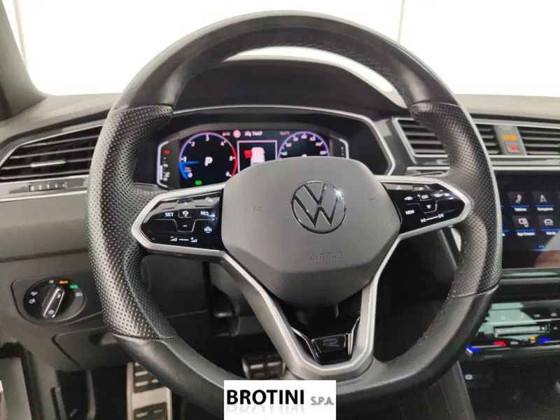 Volkswagen Tiguan usata a Massa-Carrara (13)