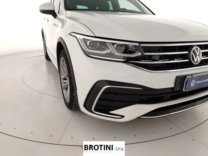 Volkswagen Tiguan usata a Massa-Carrara (5)