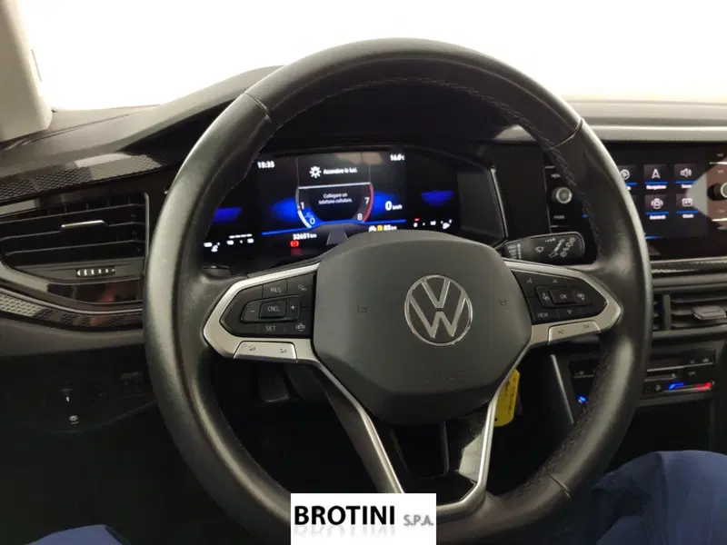 Volkswagen Polo usata a Massa-Carrara (13)