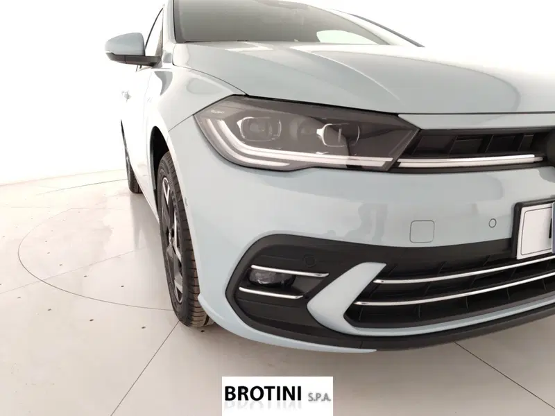 Volkswagen Polo nuova a Massa-Carrara (5)