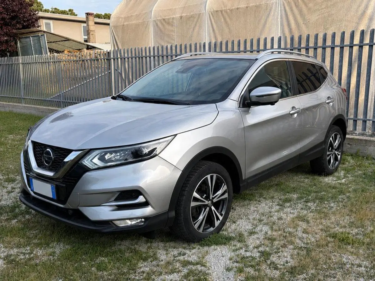 Nissan Qashqai usata a Rimini