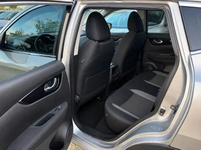 Nissan Qashqai usata a Rimini (10)
