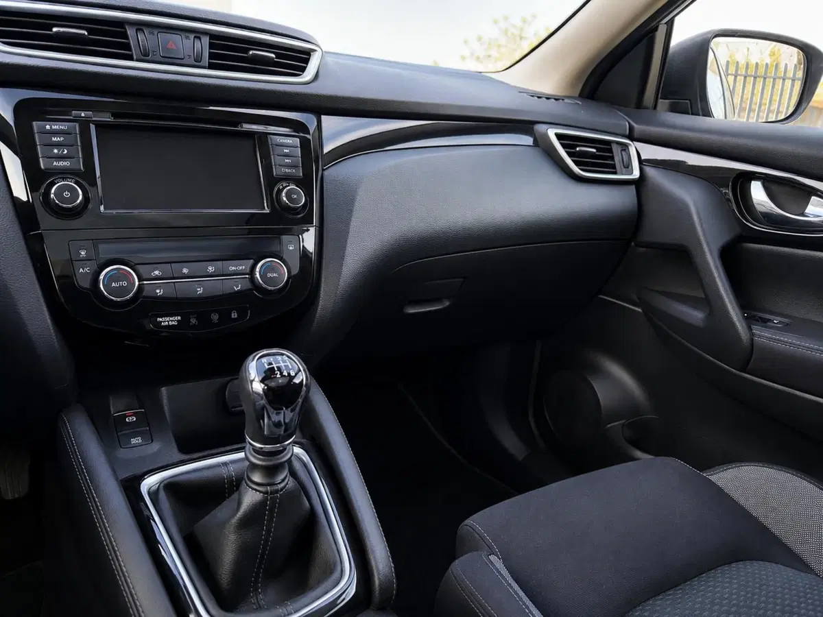 Nissan Qashqai usata a Rimini (8)