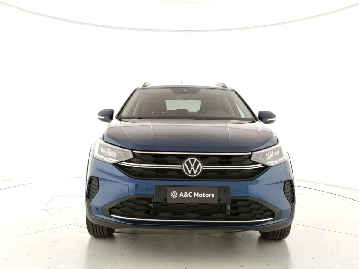 Volkswagen Taigo nuova a Napoli (2)