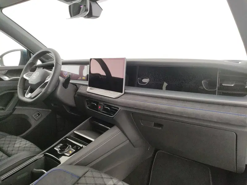 Volkswagen Tayron nuova a Napoli (7)