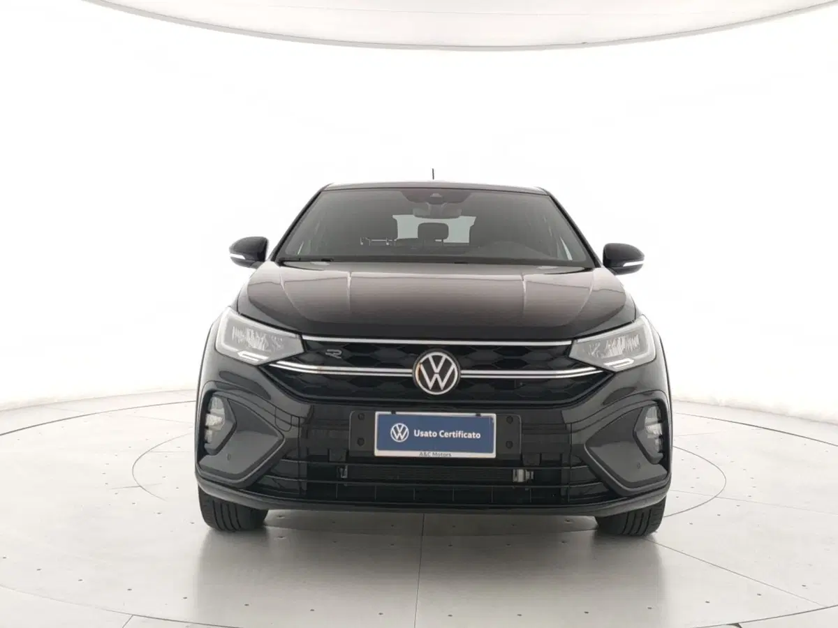 Volkswagen Taigo usata a Napoli (2)
