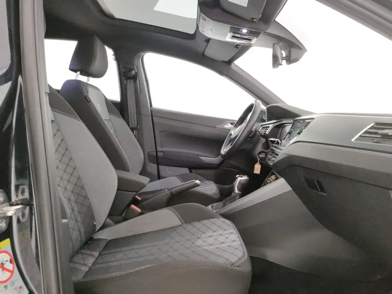 Volkswagen Taigo usata a Napoli (7)