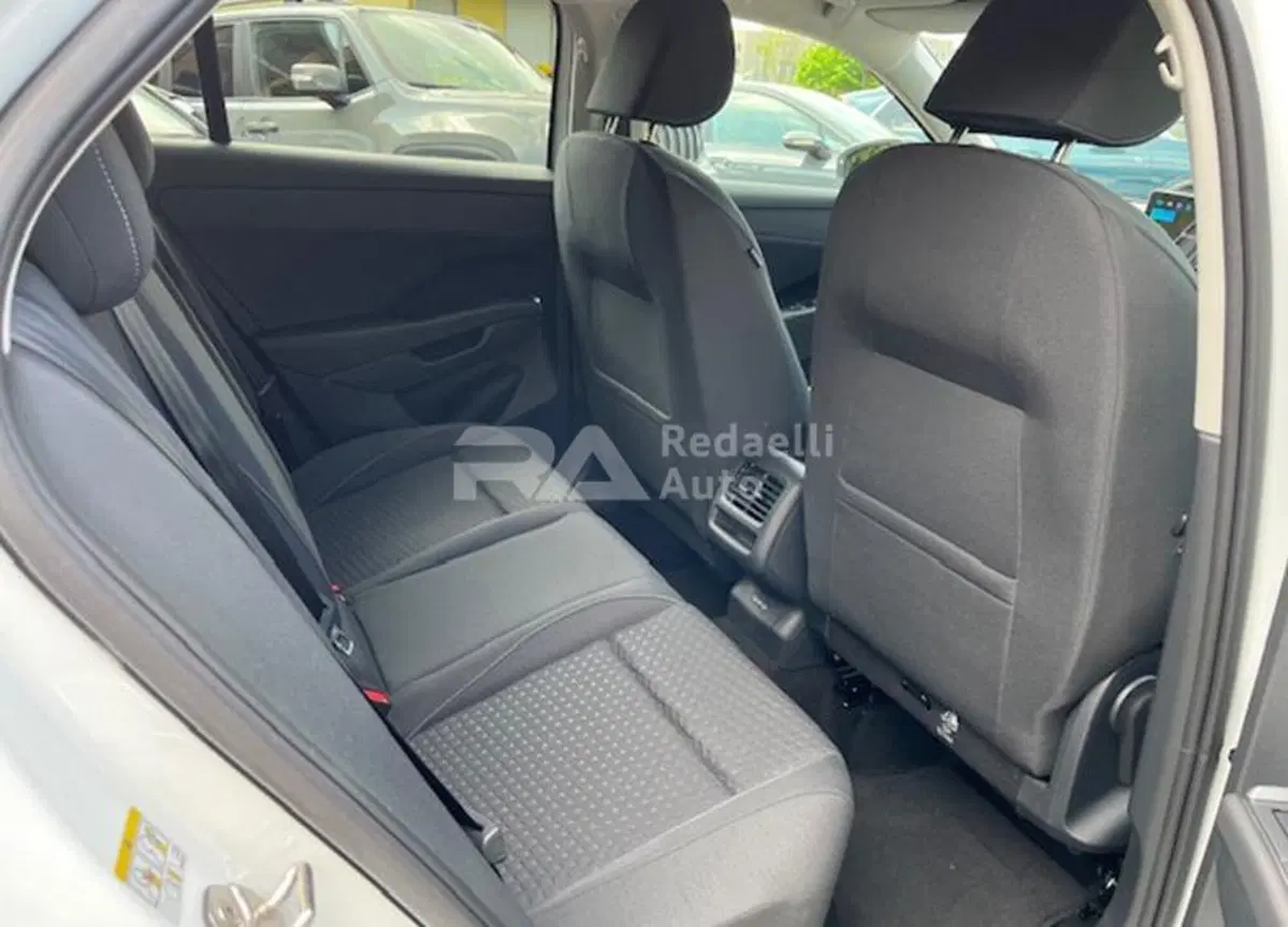 Volkswagen T-Roc nuova a Lecco (9)