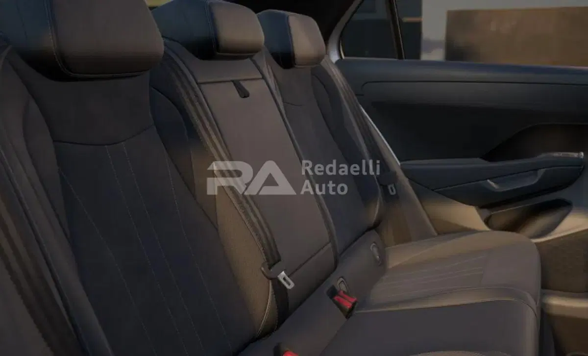 Volkswagen T-Roc nuova a Lecco (7)