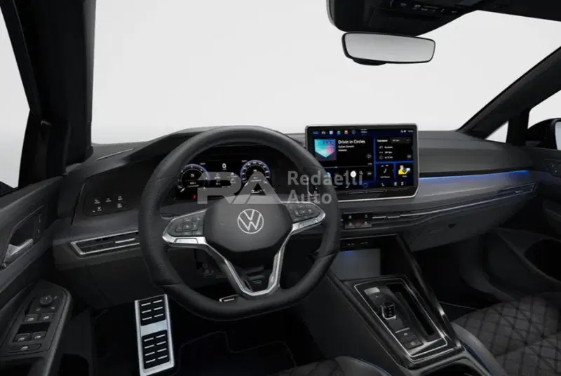 Volkswagen Golf nuova a Lecco (5)