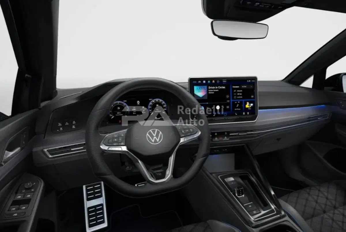 Volkswagen Golf nuova a Lecco (5)
