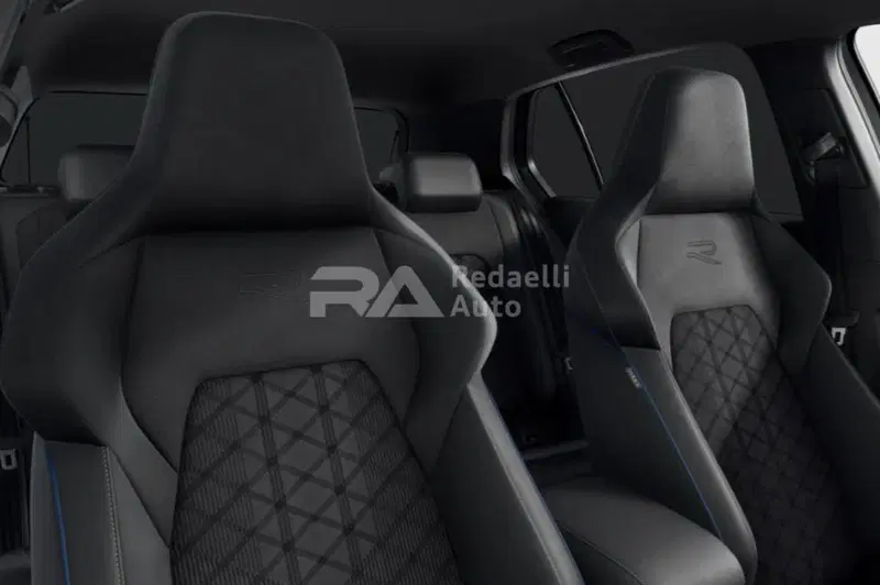 Volkswagen Golf nuova a Lecco (7)