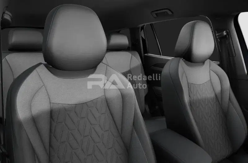 Volkswagen Tayron nuova a Lecco (7)