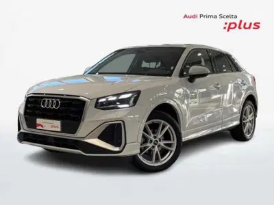 Audi Q2 35 1.5 tfsi S line edition s-tronic del 2025 usata a Prato