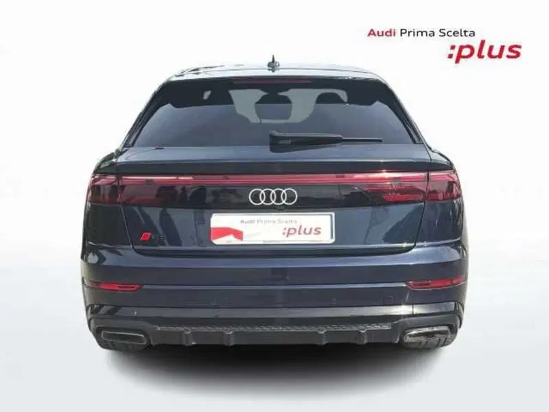 Audi Q8 usata a Prato (11)