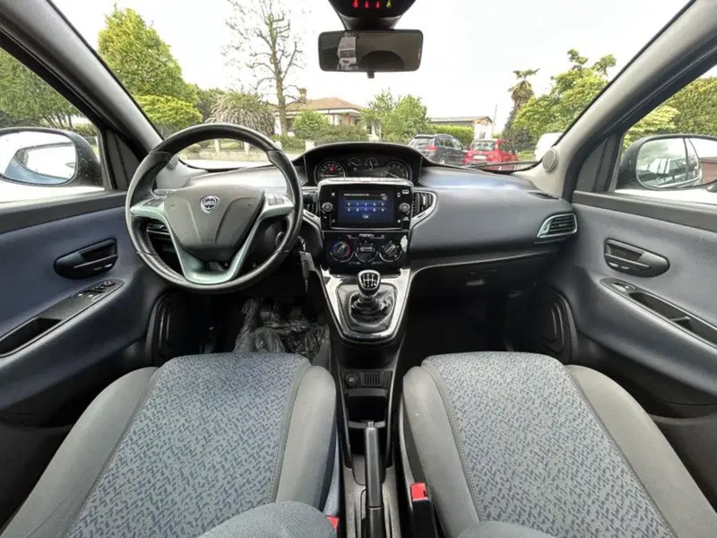 Lancia Ypsilon usata a Cuneo (10)