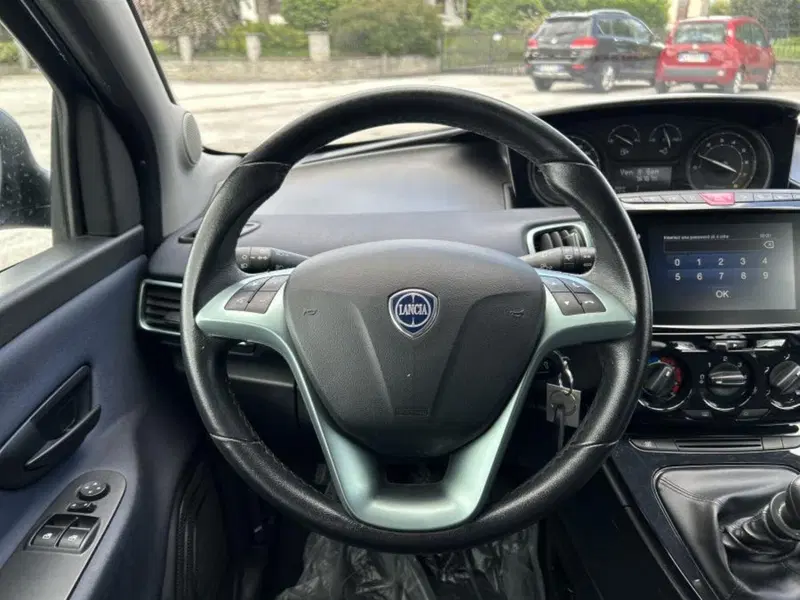 Lancia Ypsilon usata a Cuneo (11)