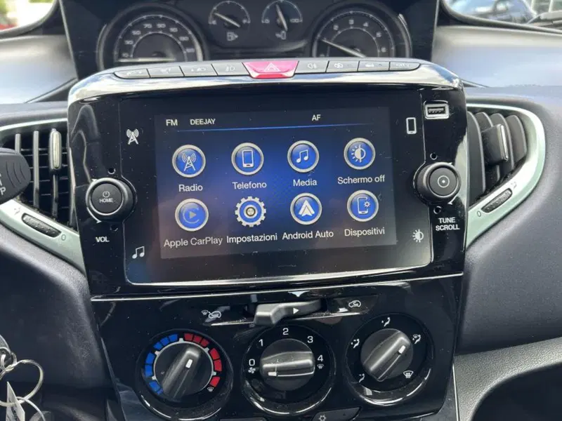 Lancia Ypsilon usata a Cuneo (13)