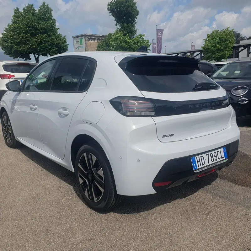 Peugeot 208 nuova a Frosinone (7)