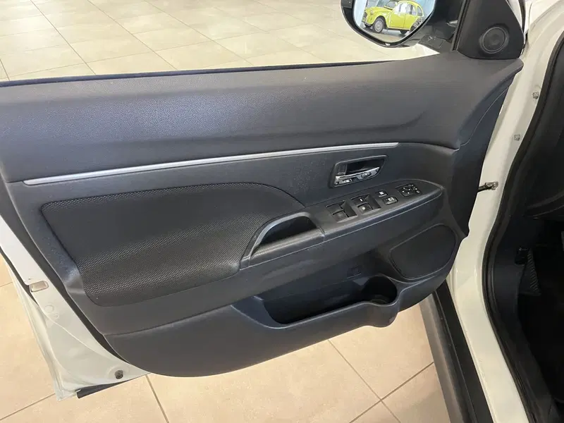 Mitsubishi ASX usata a Rimini (11)