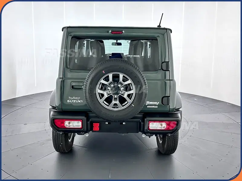 Suzuki Jimny nuova a Milano (5)