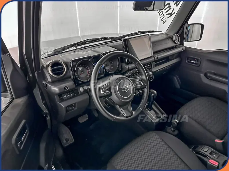 Suzuki Jimny nuova a Milano (9)