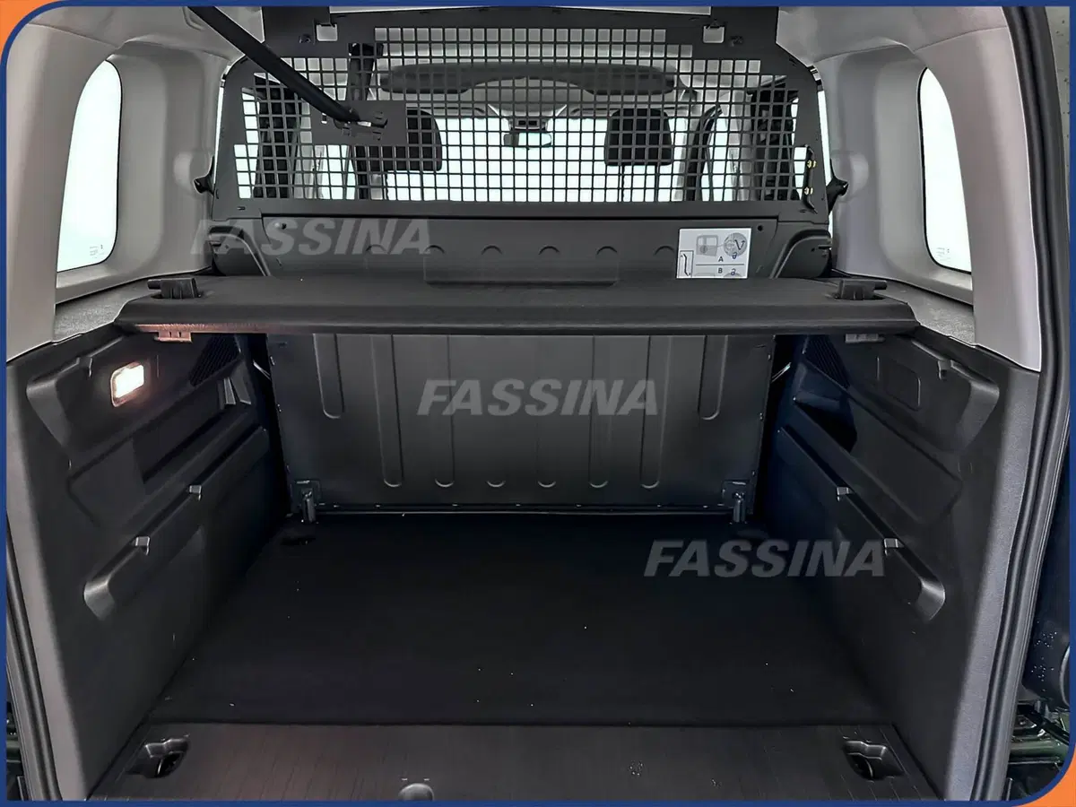 Opel Combo Furgone nuova a Milano (10)